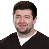 Пшеноков Астемир Олегович — стоматолог, стоматолог-ортопед