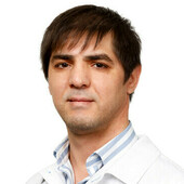 Исмаилов Ренат Джабраилович — ортопед, травматолог