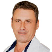 Легких Игорь Геннадьевич — хирург, абдоминальный хирург