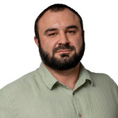 Болатханов Ренат Алимпашаевич — эндоскопист