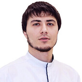 Сейнароев Зураб Тахирович — стоматолог-хирург, стоматолог
