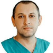 Ваховский Артём Геннадьевич — пластический хирург, челюстно-лицевой хирург