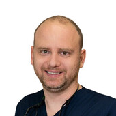 Кристофович Денис Валерьевич — стоматолог, стоматолог-ортопед