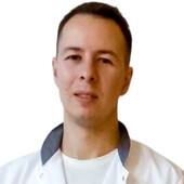 Сурков Артем Николаевич — массажист