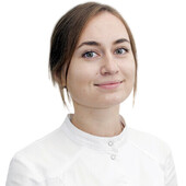 Уткина Анастасия Вячеславовна — стоматолог-терапевт