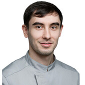 Арсланбеков Мурад Шапиевич — стоматолог, стоматолог-хирург